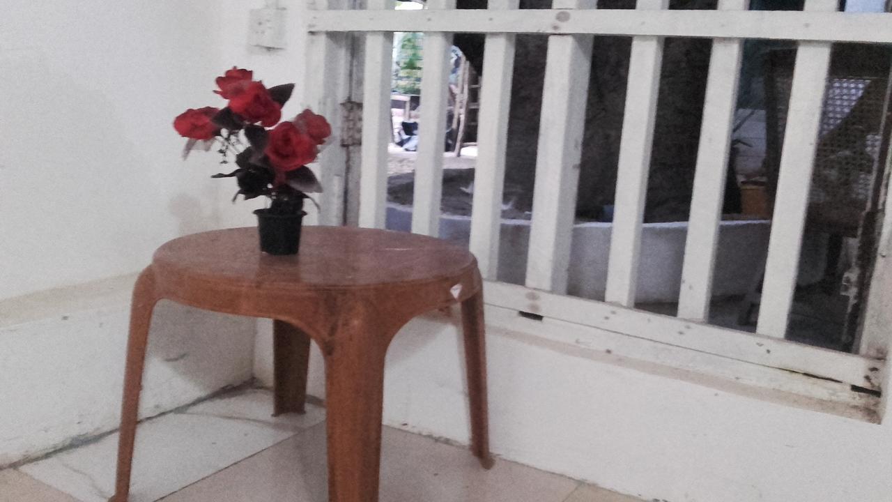 Sea Song Bed & Breakfast Unawatuna Exterior photo
